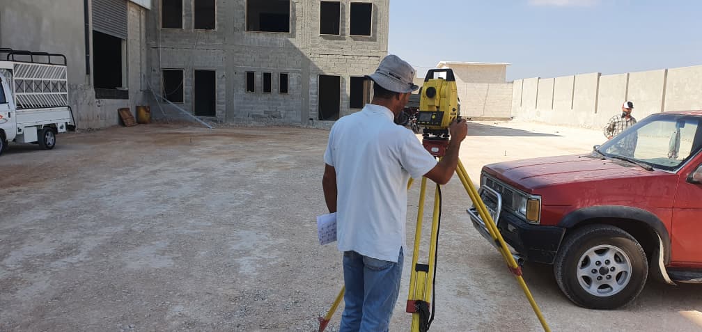 أعمال المساحة بالموقع